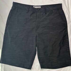 Travis Mathew Black Golf Hiking Shorts Men's Size 34 Casual Flat Front